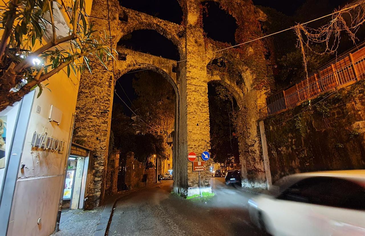 לינה וארוחת בוקר סלרנו La Casa Sugli Archi מראה חיצוני תמונה